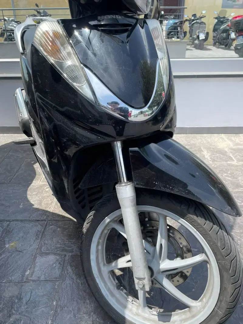 Honda SH 300 i (2006 - 10) (4)