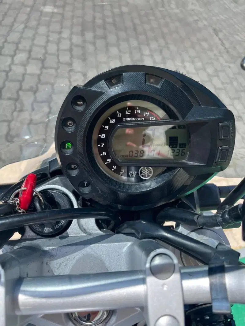 Yamaha FZ6 (2004 - 07) (4)