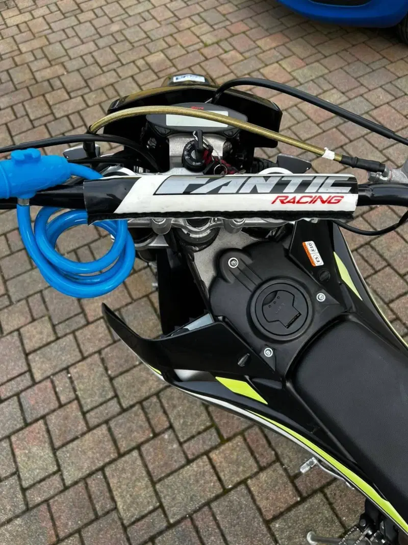 Fantic Motor Motard 50 Performance 2t (2020) (3)