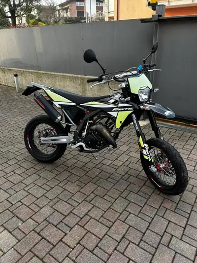 Fantic Motor Motard 50 Performance 2t (2020) usata