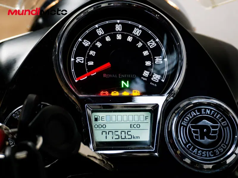 Royal Enfield Classic 350 (2021 - 26) (11)