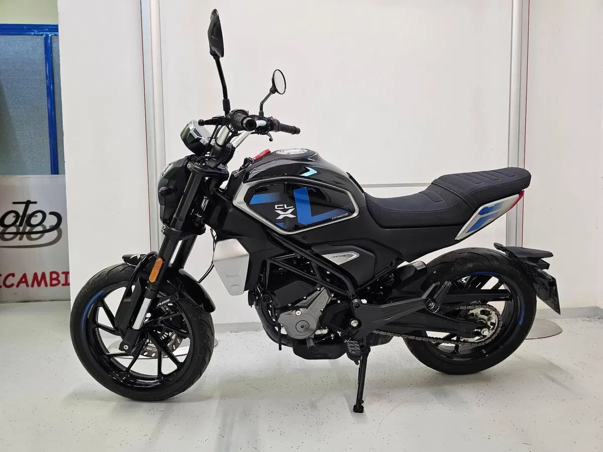 CFMOTO 300CL-X Heritage (2023 - 26) (4)
