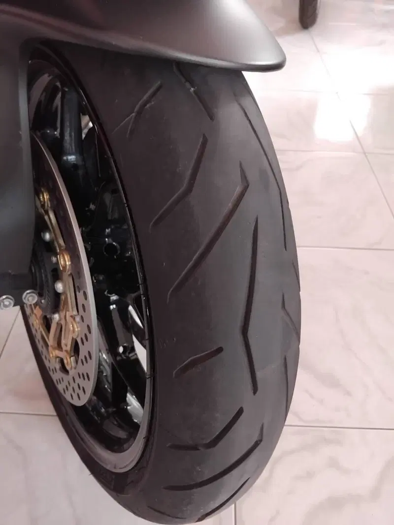 Honda CBR 600 RR (2024 - 26) (9)