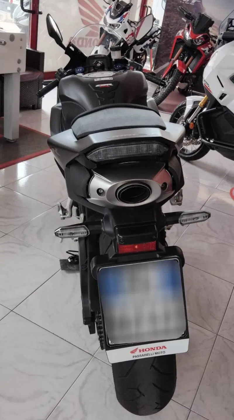 Honda CBR 600 RR (2024 - 26) (4)