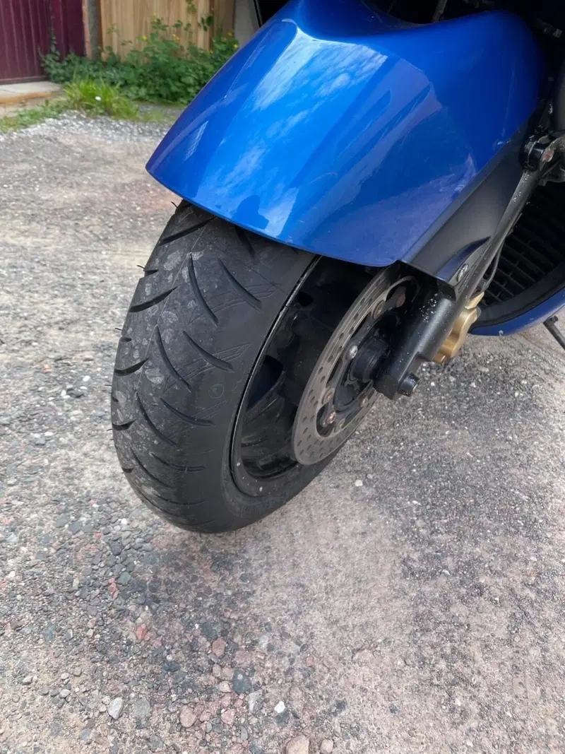 Yamaha T-Max 500 (2004 - 07) (5)