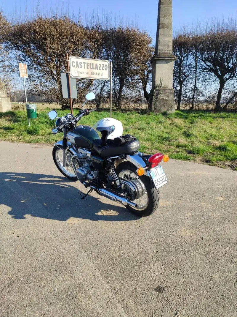 Kawasaki W 800 (2010 - 17) (4)