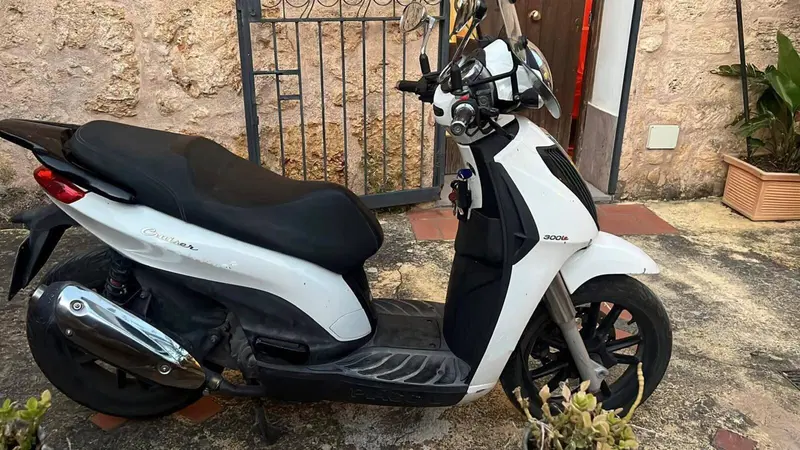 Piaggio Carnaby Cruiser 300 (2008 - 13)