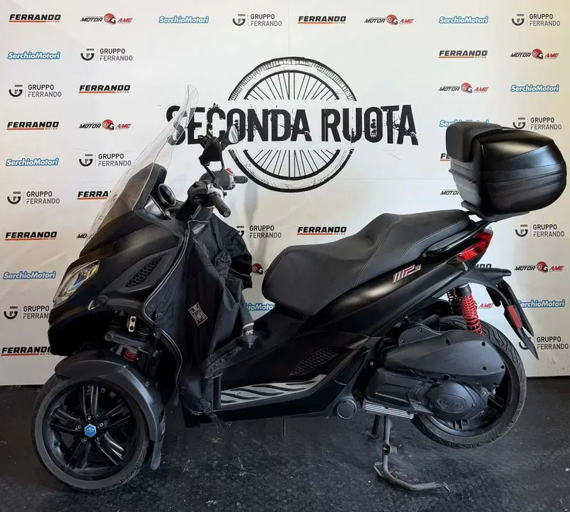Piaggio MP3 300 ABS Hpe (2021 - 24) (2)
