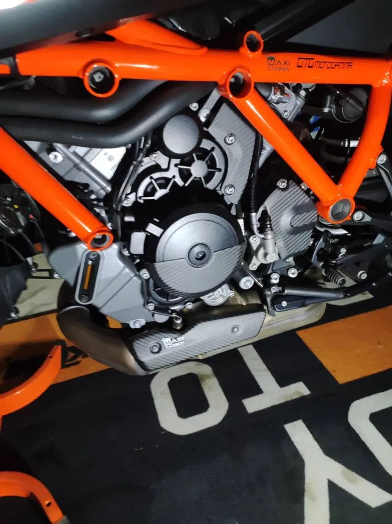 KTM 1390 Super Duke R EVO (2024 - 26) (16)