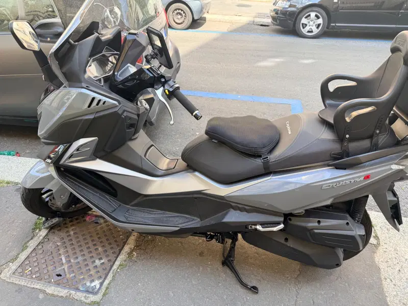 Sym Cruisym 300 (2021 - 24) (4)