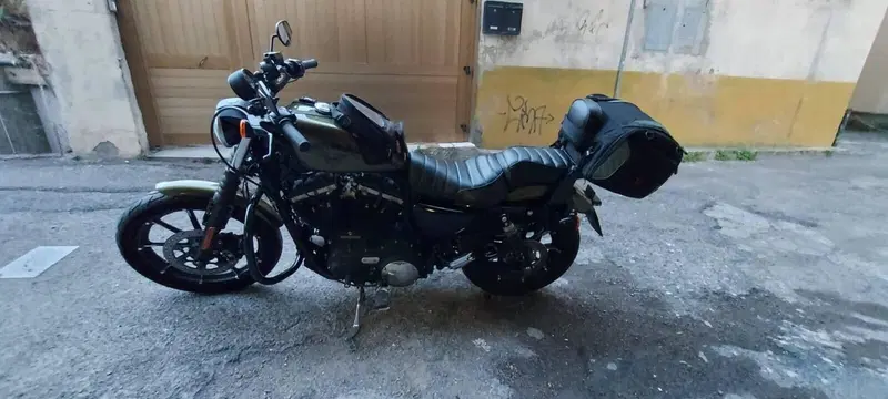Harley-Davidson 883 Iron (2014 - 16) - XL 883N