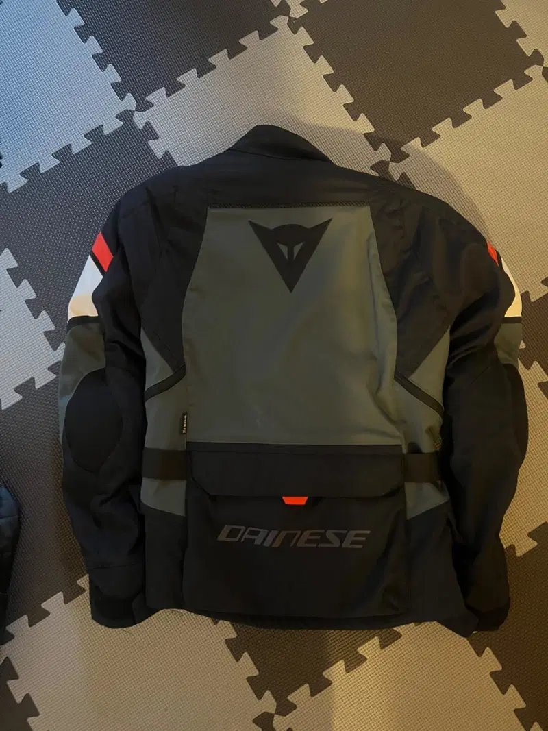 Giacca Dainese CARVE MASTER 3 tg46 completa di pro (2)