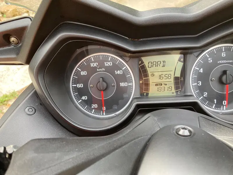 Yamaha X-Max 300 ABS (2017 - 20) (3)