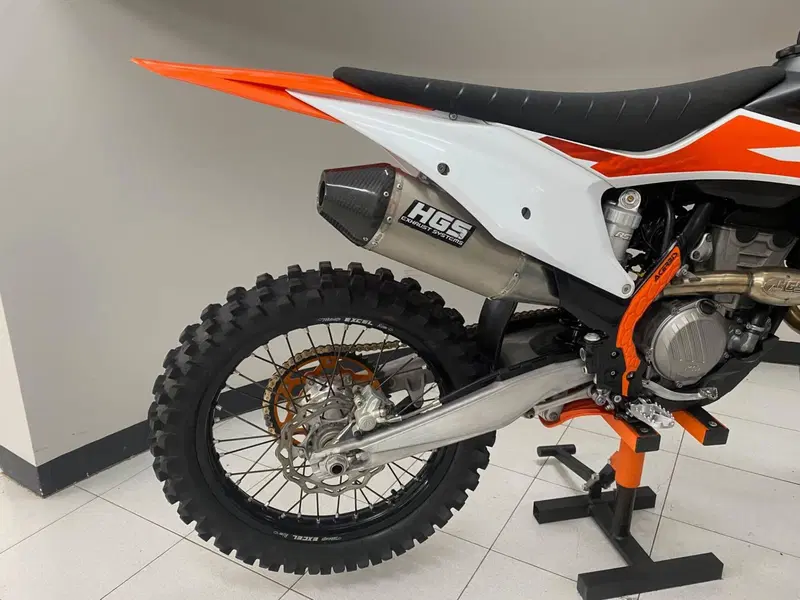 KTM 250 SX-F (2020) (2)