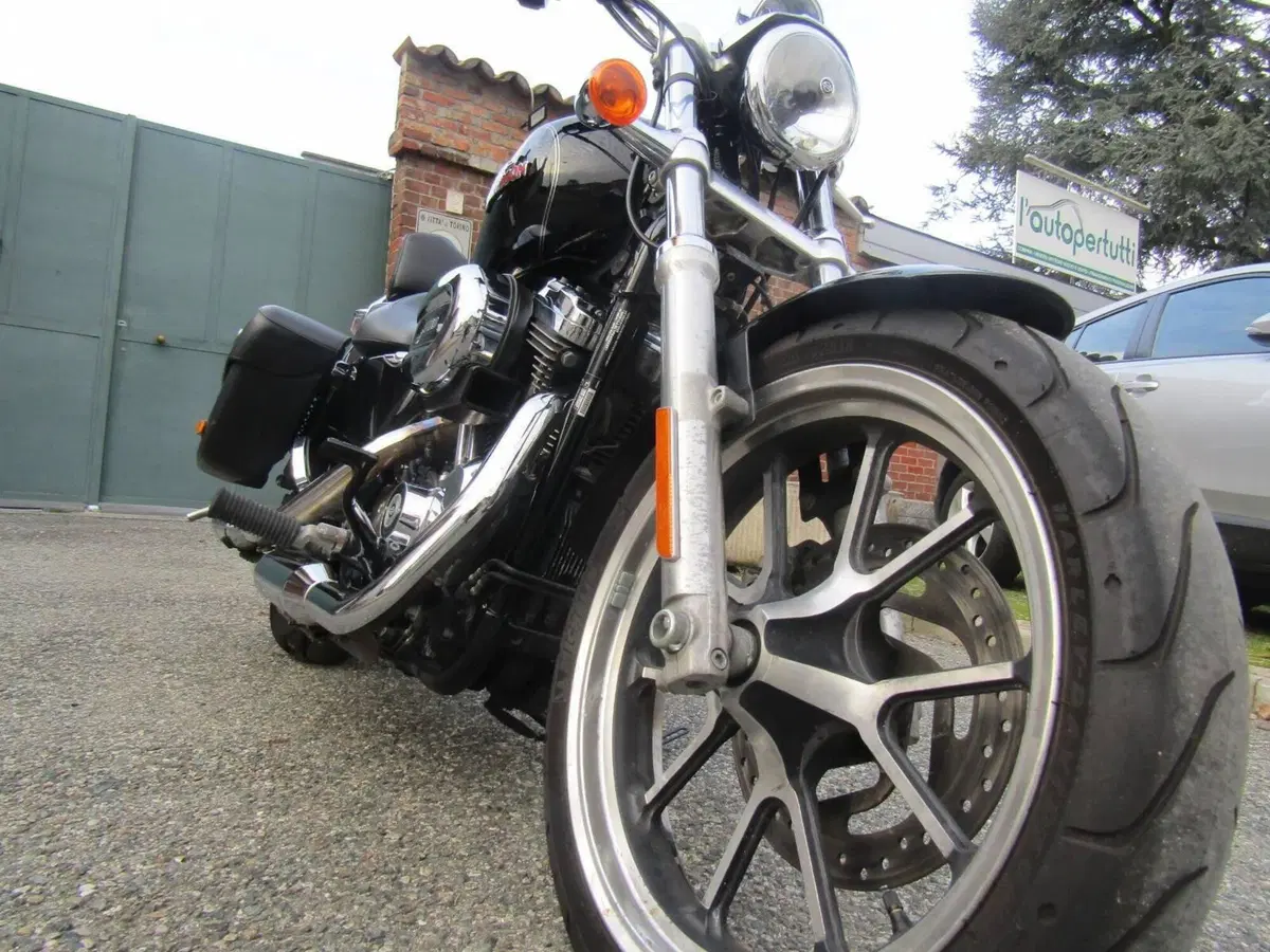 Harley-Davidson 1200 Custom CA (2013 - 17) - XL 1200CA (5)