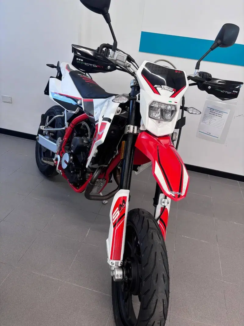 Vendo Swm SM 125 R (2022 - 24) usata a Castellanza (codice 10010499 ...