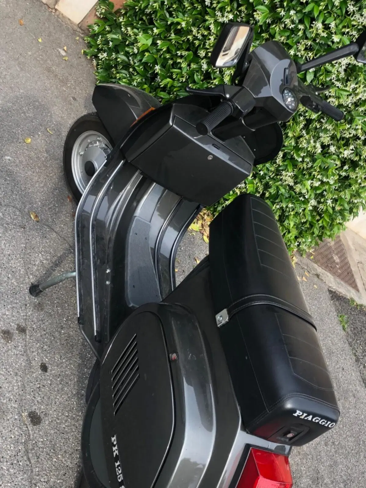 Piaggio Vespa 125 PK S (2)