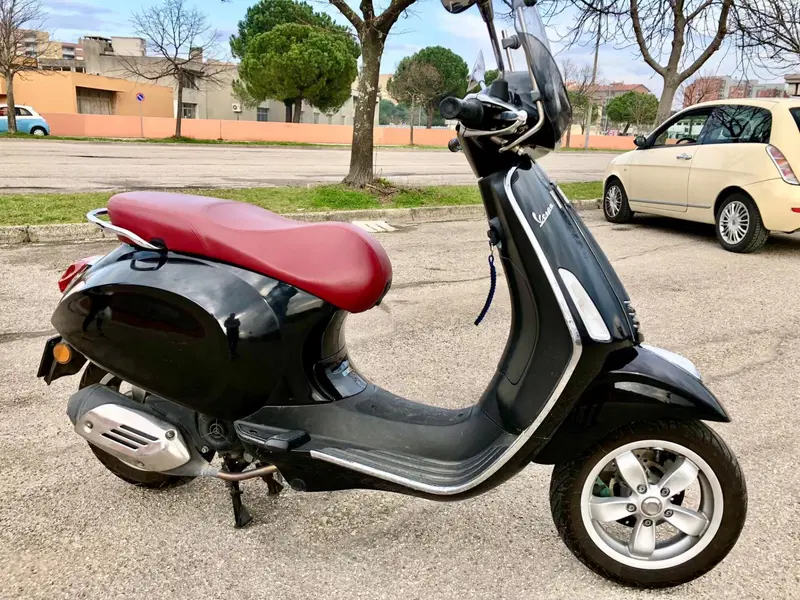Vespa Primavera 50 4T (2014 - 17) (3)