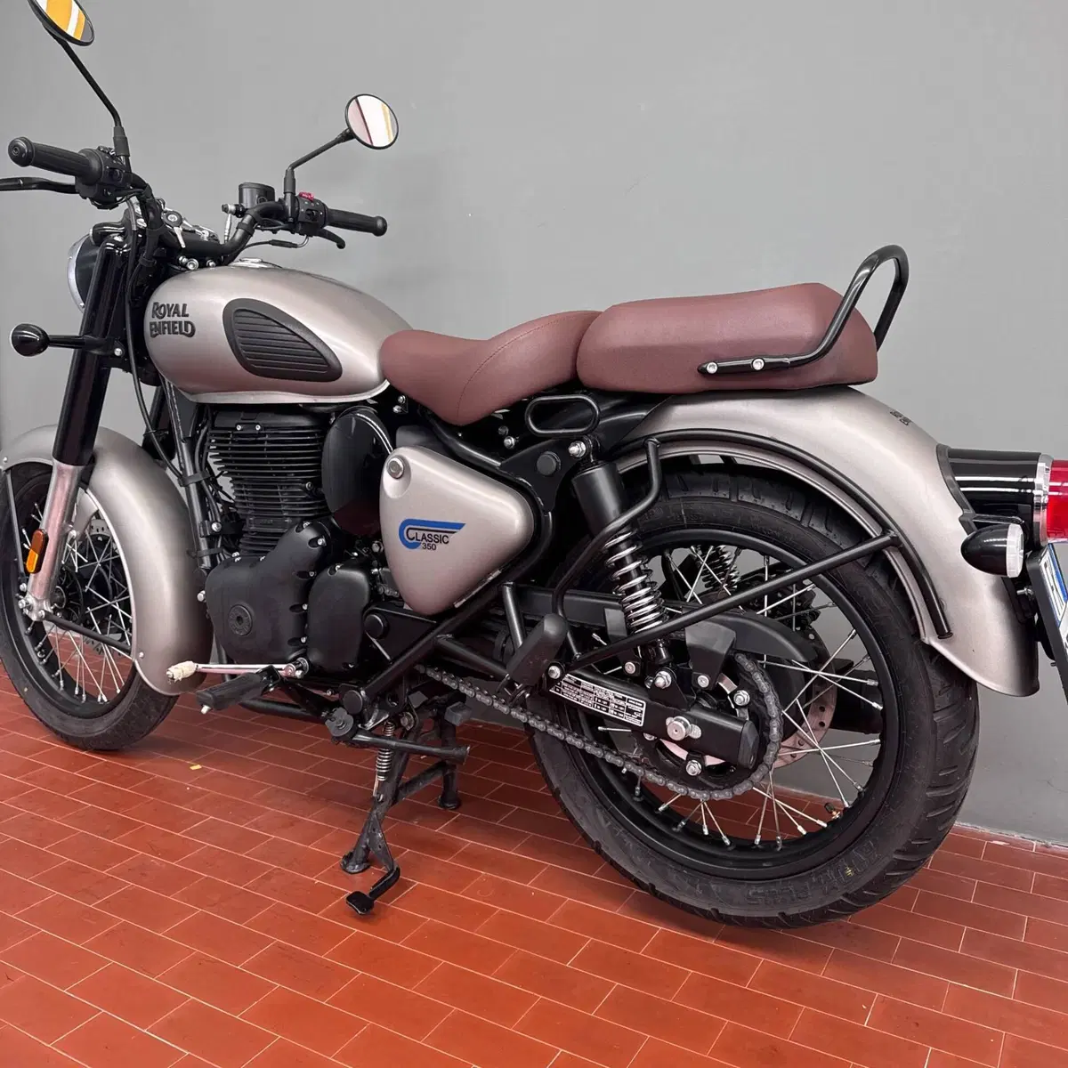 Royal Enfield Classic 350 (2021 - 26) (6)