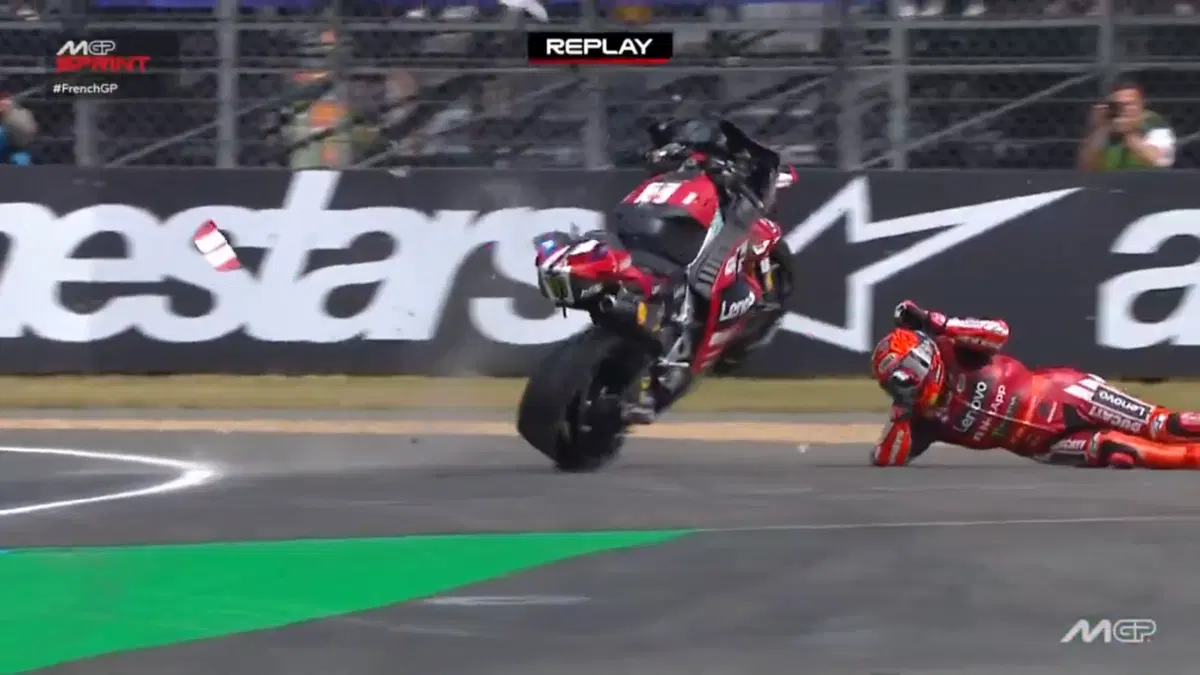 MotoGP 2026. GP di Francia. Partenza capolavoro, Jorge Martín vince la Sprint, poi Bagnaia-Bezzecchi, highside per Marc Márquez [CLASSIFICA e VIDEO] (7)