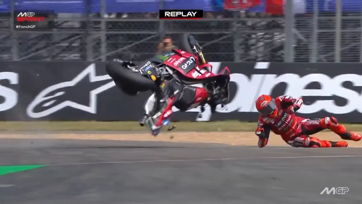 MotoGP 2026. GP di Francia. Partenza capolavoro, Jorge Martín vince la Sprint, poi Bagnaia-Bezzecchi, highside per Marc Márquez [CLASSIFICA e VIDEO] (8)