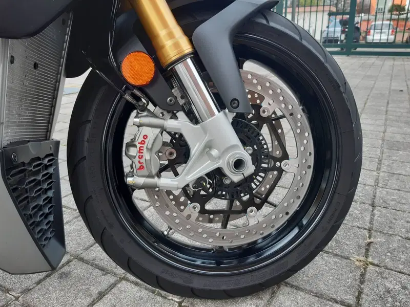 Aprilia Tuono V4 (2021 - 24) (5)