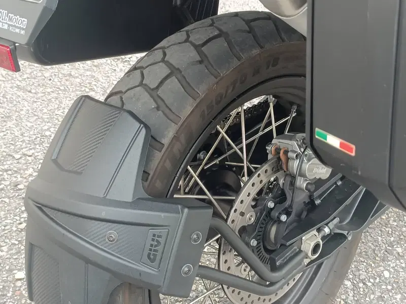 KTM 890 Adventure (2023 - 26) (7)
