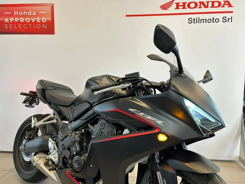 Honda CBR 650 R E-Clutch (2024 - 26) (2)