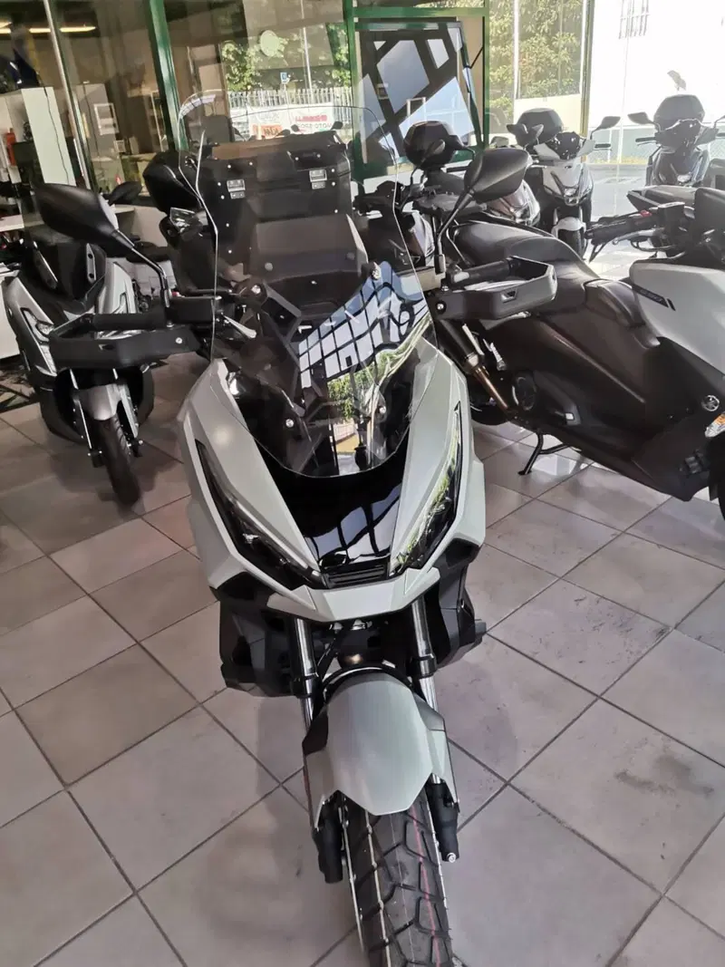 Honda X-ADV 750 (2025 - 26) (2)