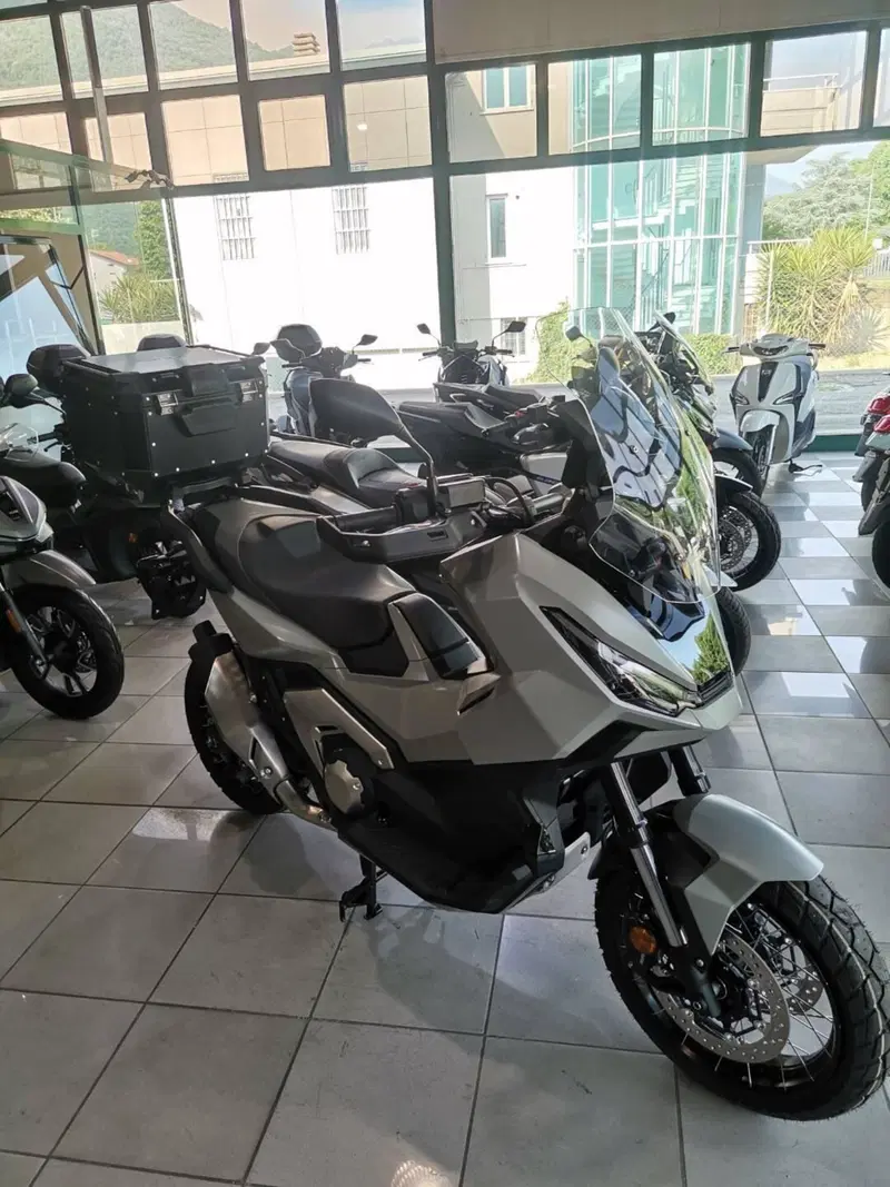 Honda X-ADV 750 (2025 - 26) (4)
