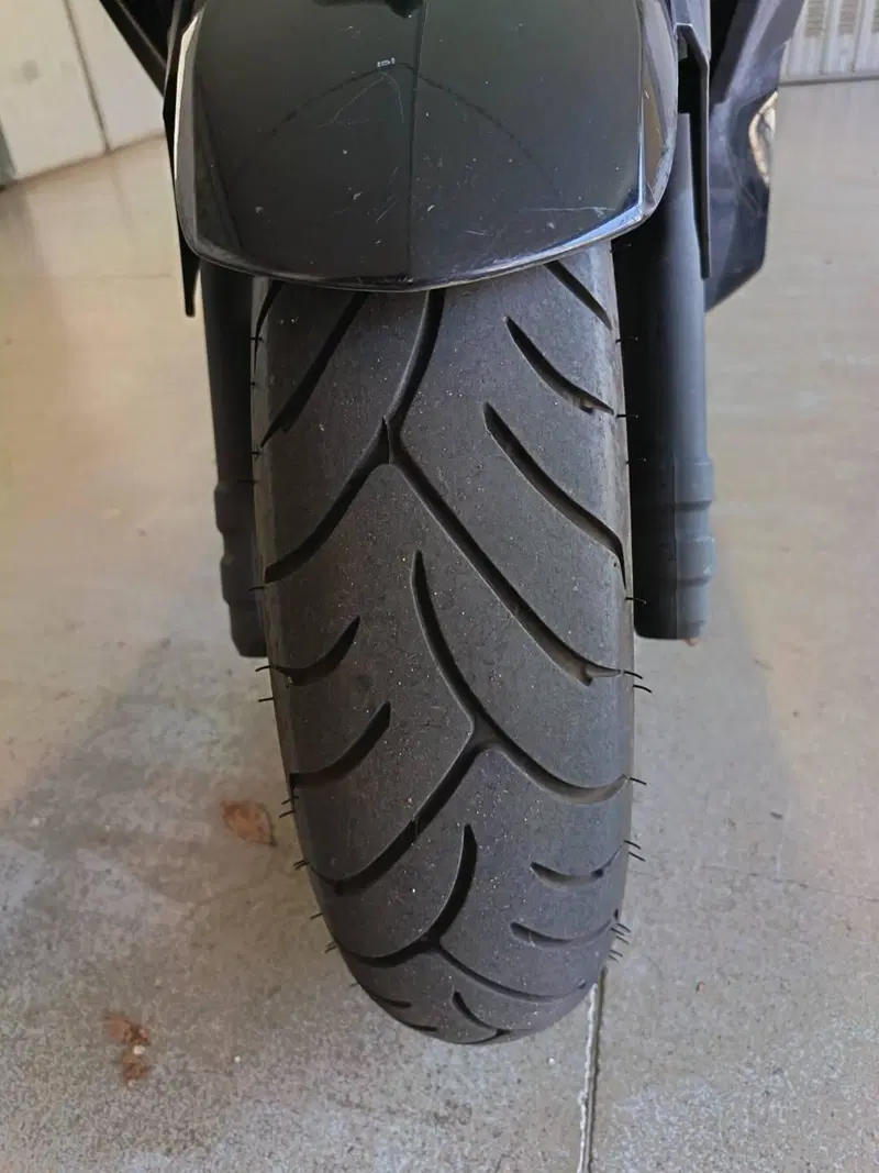 Yamaha X-Max 250 (2010 - 13) (5)