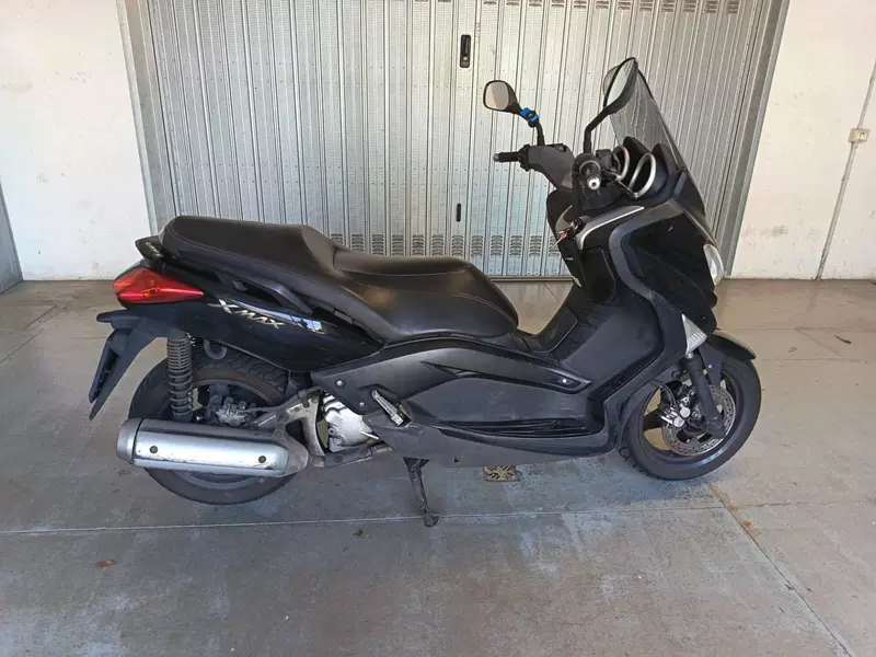 Yamaha X-Max 250 (2010 - 13) (7)