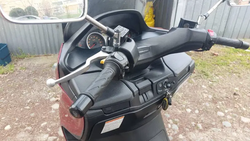 Suzuki Burgman AN 400 (2008 - 13) (16)