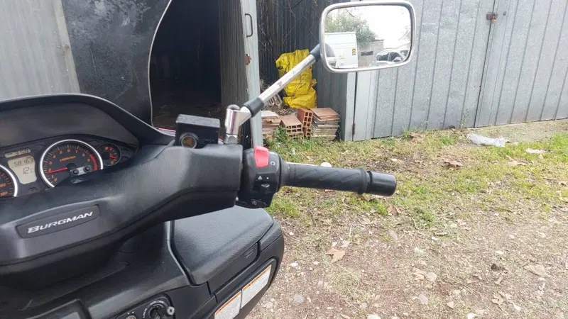 Suzuki Burgman AN 400 (2008 - 13) (17)