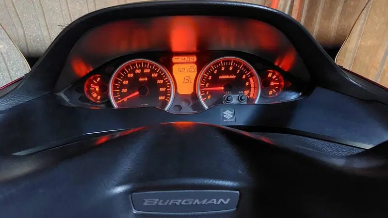 Suzuki Burgman AN 400 (2008 - 13) (3)