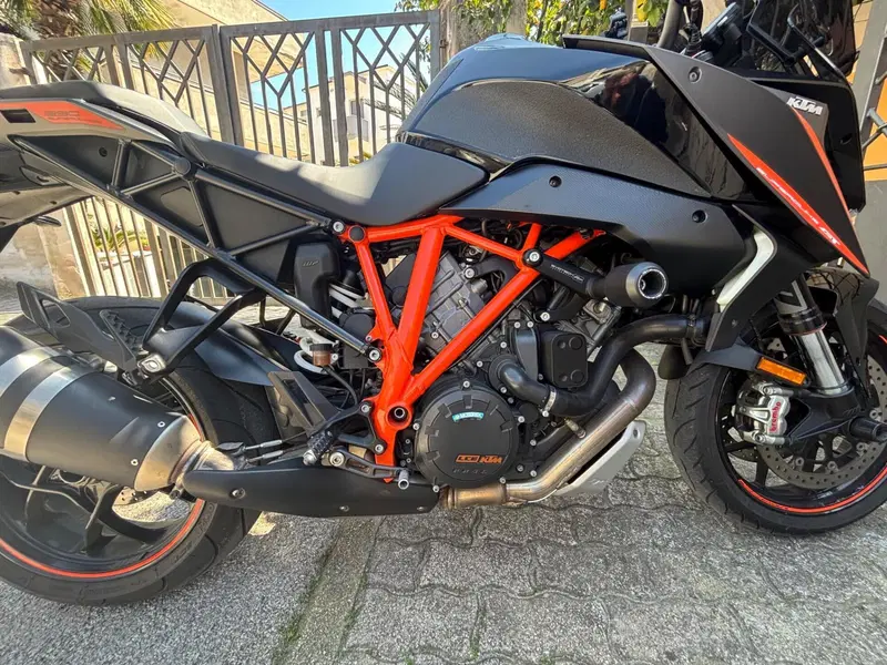 KTM 1290 Super Duke GT ABS (2016 - 18)