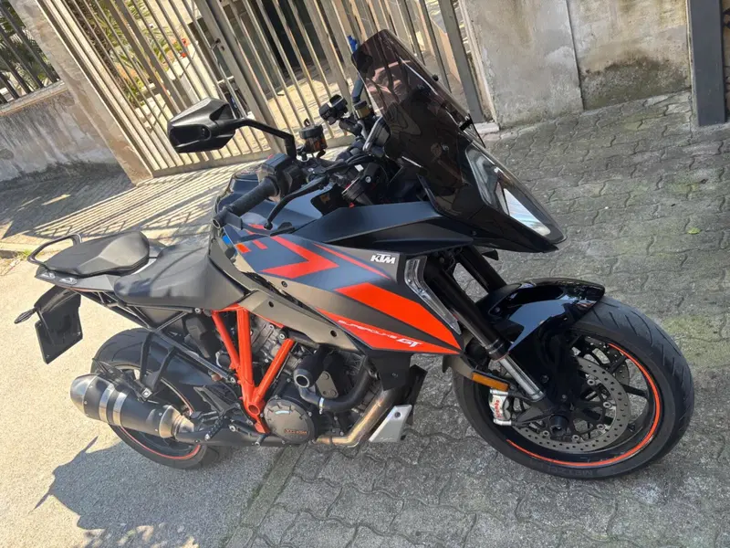KTM 1290 Super Duke GT ABS (2016 - 18) (4)