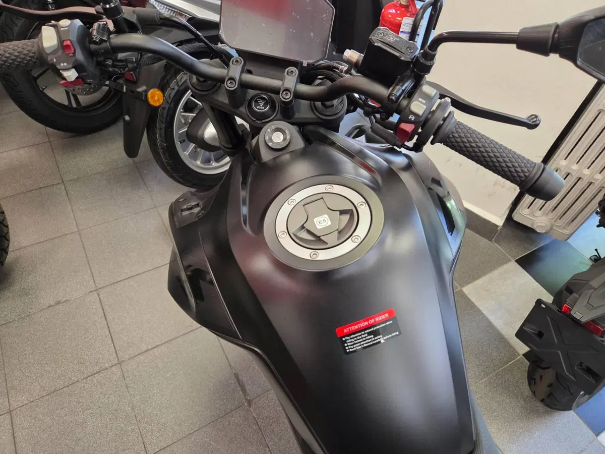 Voge Brivido 125S (2026) (5)