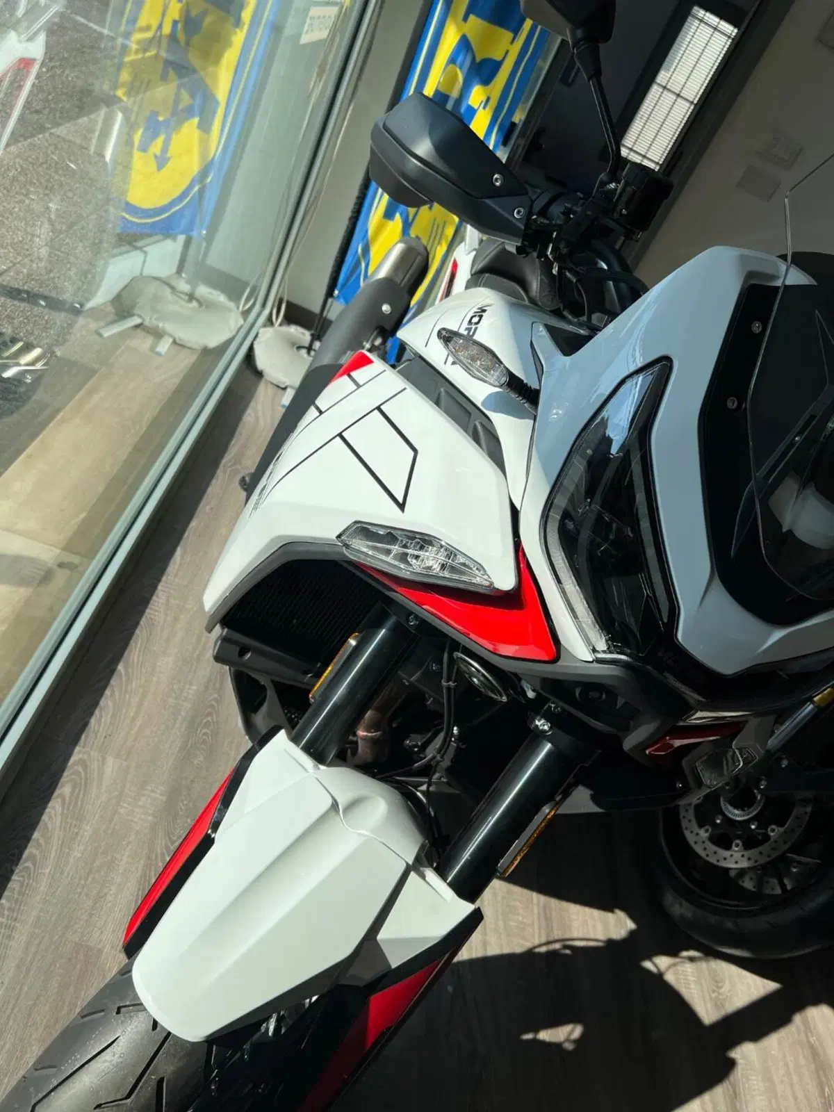 Moto Morini X-Cape 1200 (2026) (3)