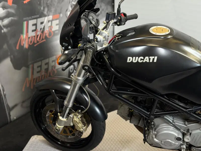 Ducati Monster 620 I.E. Dark (2002) (8)