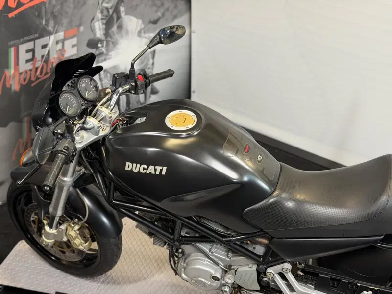 Ducati Monster 620 I.E. Dark (2002) (10)