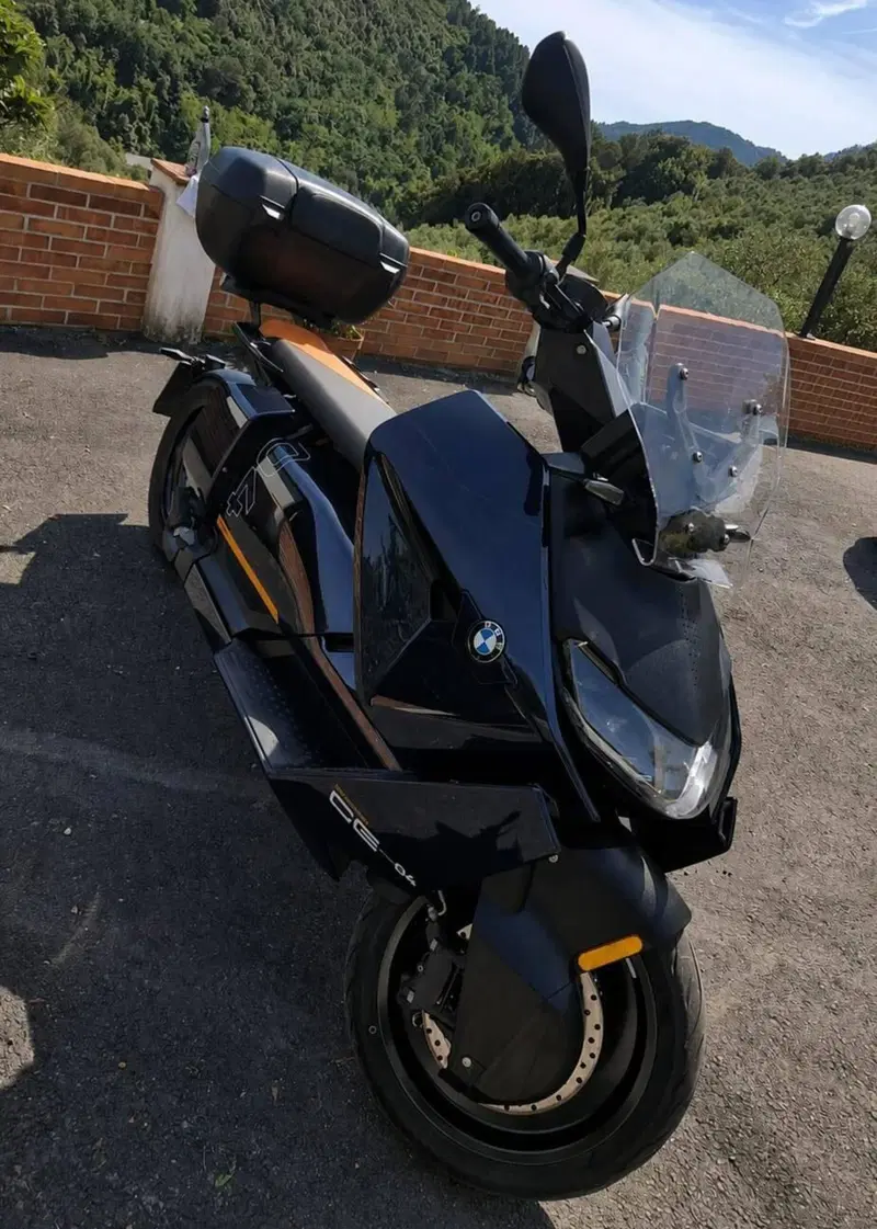 Bmw CE 04 (2021 - 25) (3)