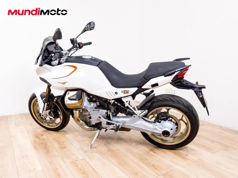 Moto Guzzi V100 Mandello (2022 - 24) (6)