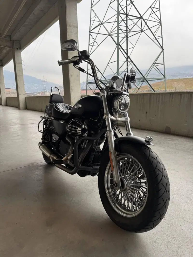 Harley-Davidson 1200 Custom CB (2013 - 17) - XL 1200CB