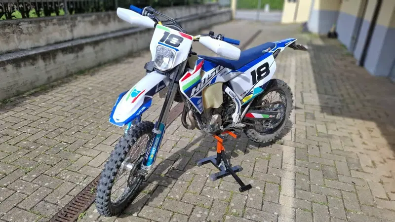 Husqvarna FE 350 (2023) (2)