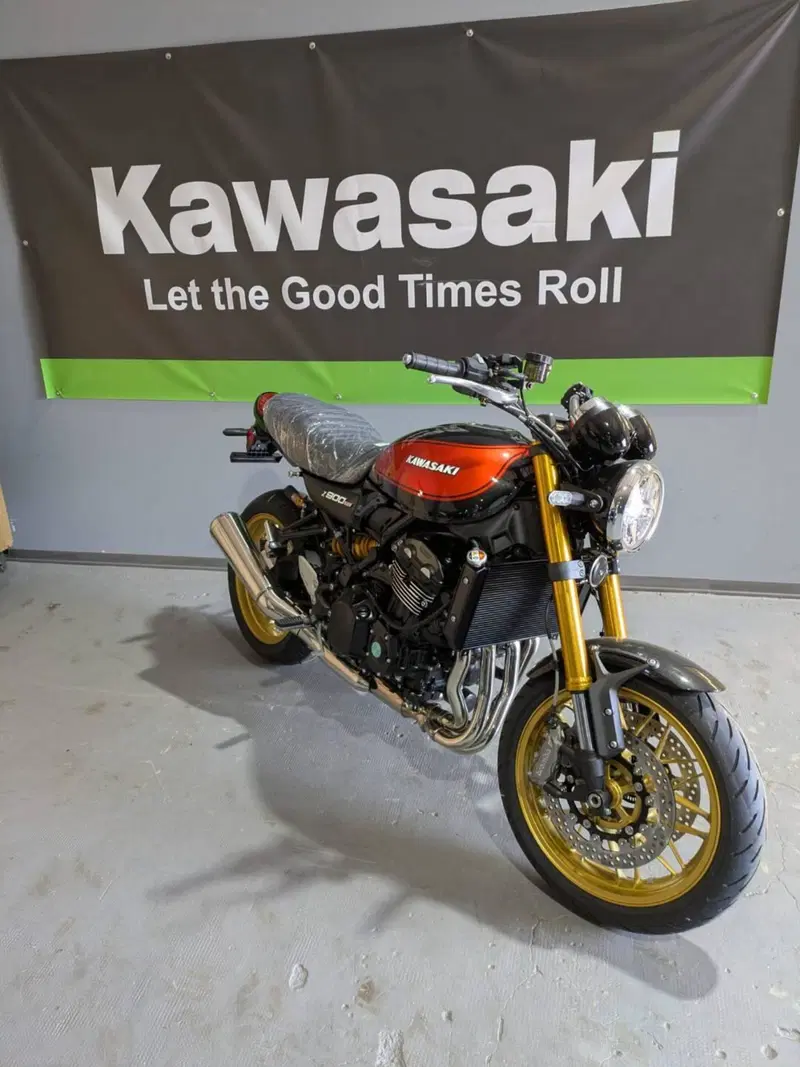 Kawasaki Z 900 RS SE (2026)