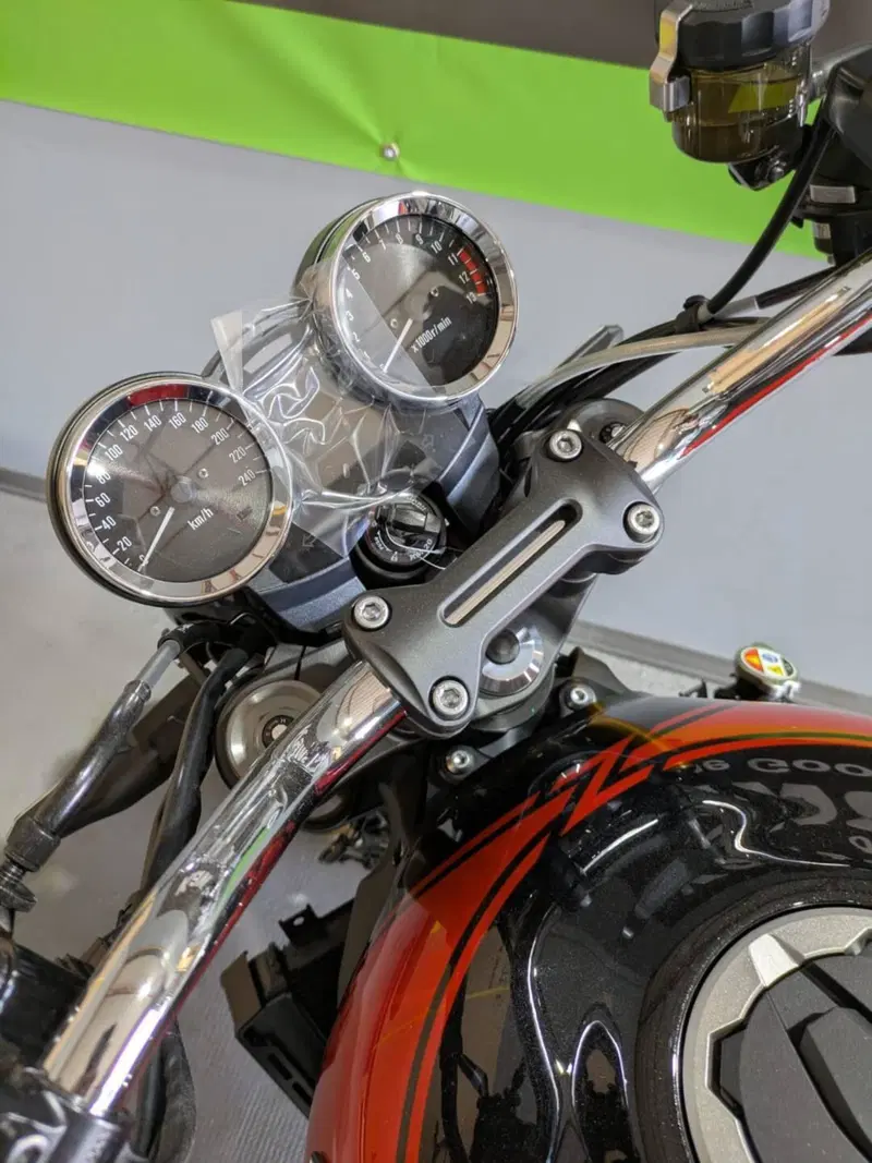 Kawasaki Z 900 RS SE (2026) (3)