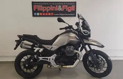 Moto Guzzi V85 Strada (2024 - 26) nuova