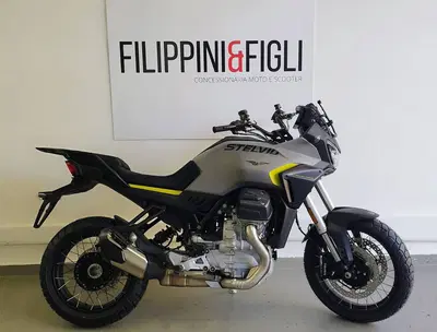 Moto Guzzi Stelvio (2024 - 26) nuova
