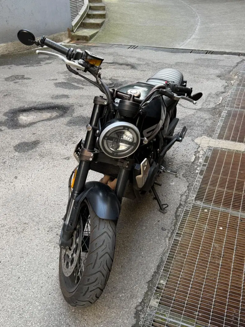 Brixton Motorcycles Crossfire 500 X (2020) (2)